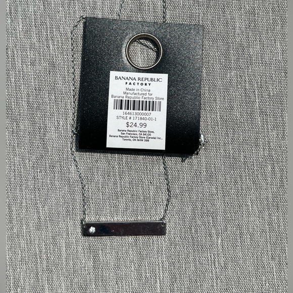 Banana Republic Horizontal Bar Necklace NEW - Picture 2 of 11